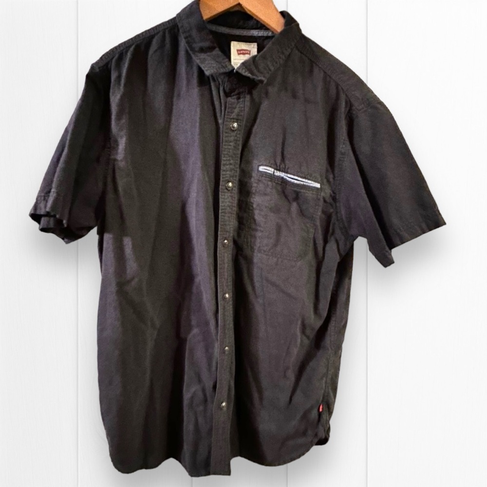 Men’s Levi’s Button Front Shirt XL Gray Pocket Short Sleeves